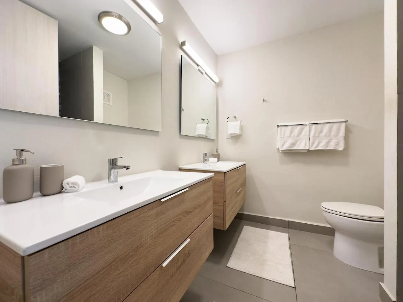 Luxury Apt - 2 Pools & Generator! Apartment San Juan